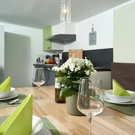 Freestyle Apartment *